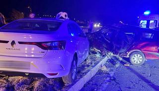 Tokat'ta iki otomobilin &ccedil;arpıştığı kazada 9 kişi yaralandı