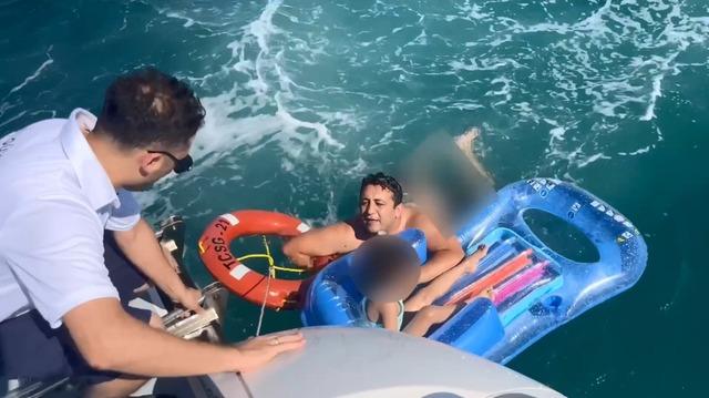 Aydın’da deniz yatağıyla sürüklenen çocuk sahil güvenlik tarafından kurtarıldı 1
