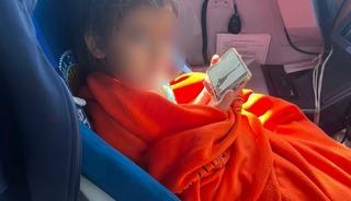 Aydın&rsquo;da deniz yatağıyla s&uuml;r&uuml;klenen &ccedil;ocuk sahil g&uuml;venlik tarafından kurtarıldı