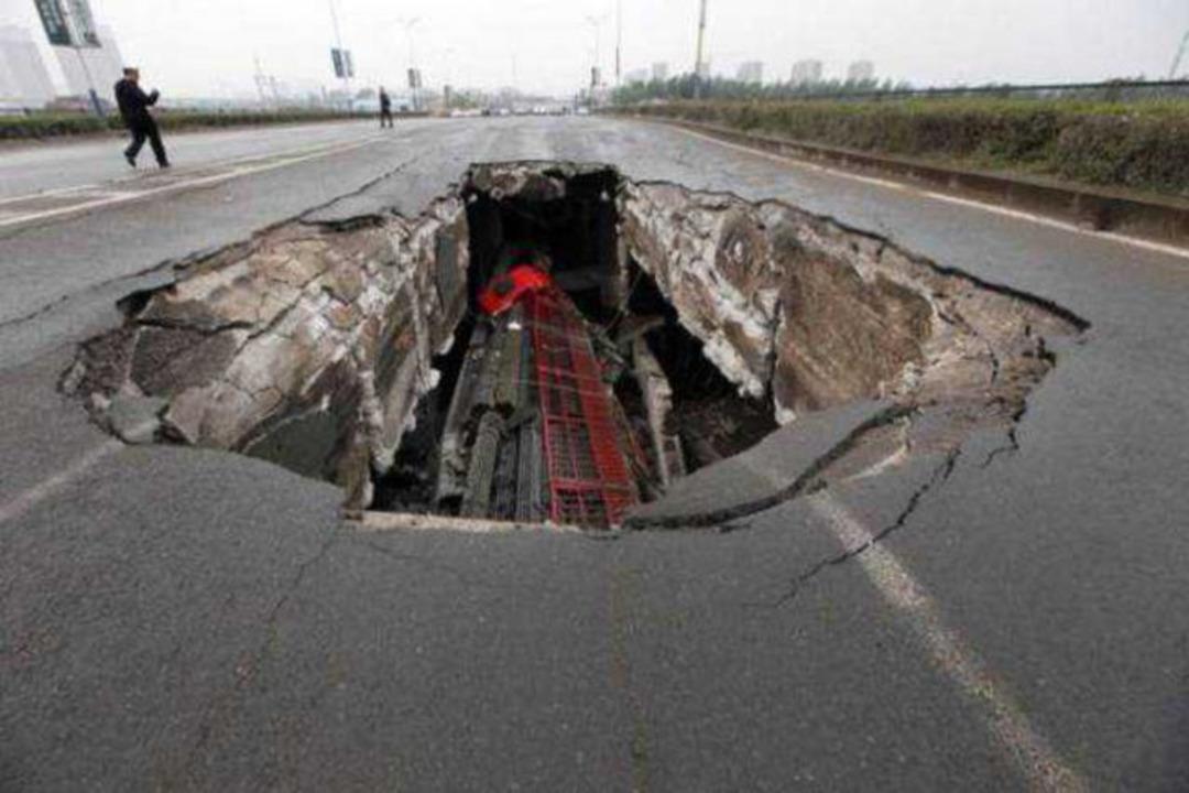 D&uuml;nyayı şaşırtan &uuml;lke &Ccedil;in'den ilgin&ccedil; manzaralar 