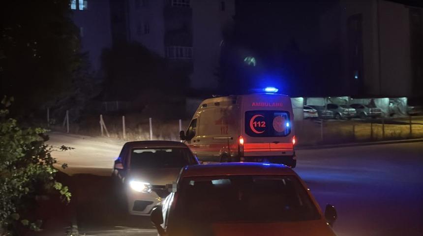 Sahte plakalı ara&ccedil;la ka&ccedil;arken bek&ccedil;iye &ccedil;arpan ş&uuml;pheli yakalandı