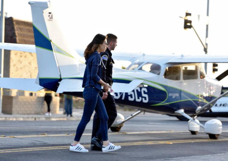 Uçak yola acil iniş yaptı!  G1