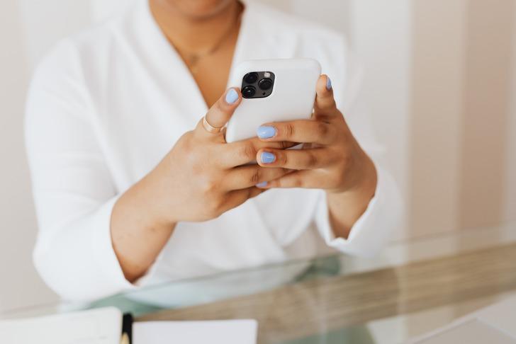 Sabahları telefonuna gelen bildirimlere ne zaman bakarsın?