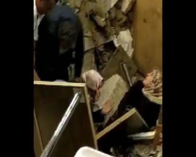 Avcılar'da inanılmaz olay; iftar sırasında restoranın zemini çöktü