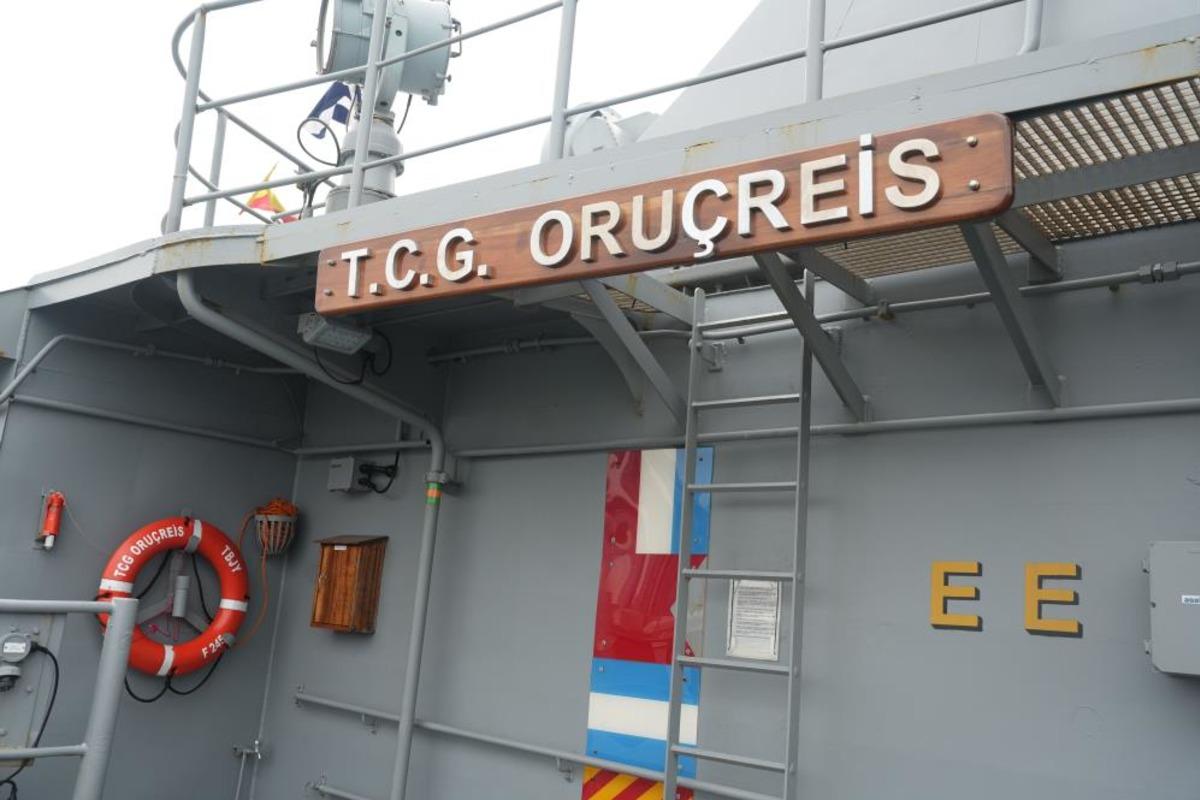 Türk donanmasından Atlantik in ötesinde güç gösterisi: TCG Oruçreis New York ta 4
