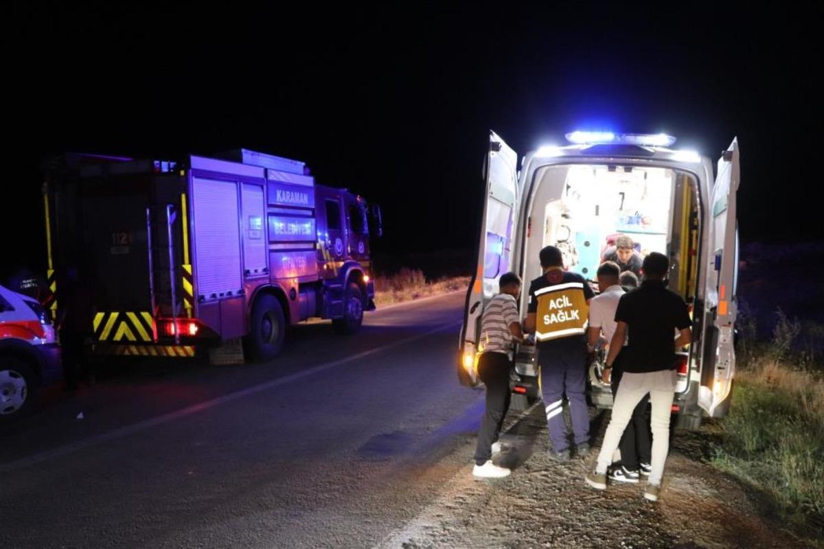 Otomobil takla atarak şarampole uçtu: 3 yaralı 2