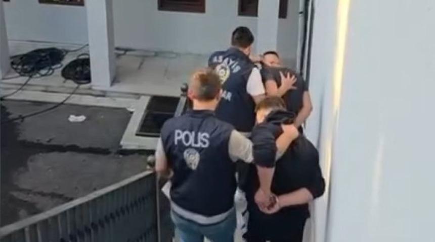 &Uuml;sk&uuml;dar&rsquo;da uyuşturucu operasyonu