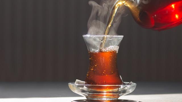 Çay fiyatlarına yeni zam: Bugünden itibaren geçerli