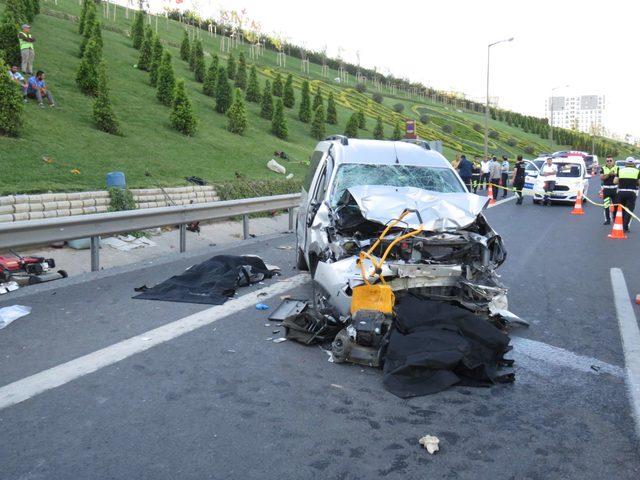 Ümraniye'de feci kaza: 2 ölü 5 yaralı -1