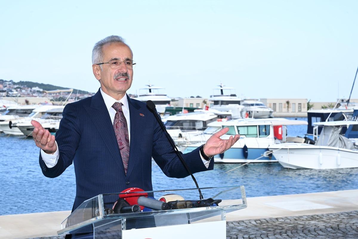 Bakan Uraloğlu: "Ocak-Haziran döneminde elleçlenen yük miktarı yüzde 1,5 artarak 279 milyon 112 bin 301 tona ulaştı" 1