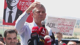 Özgür Özel duruşma sonrası açıkladı! İşte İmamoğlu'nun aldığı karar