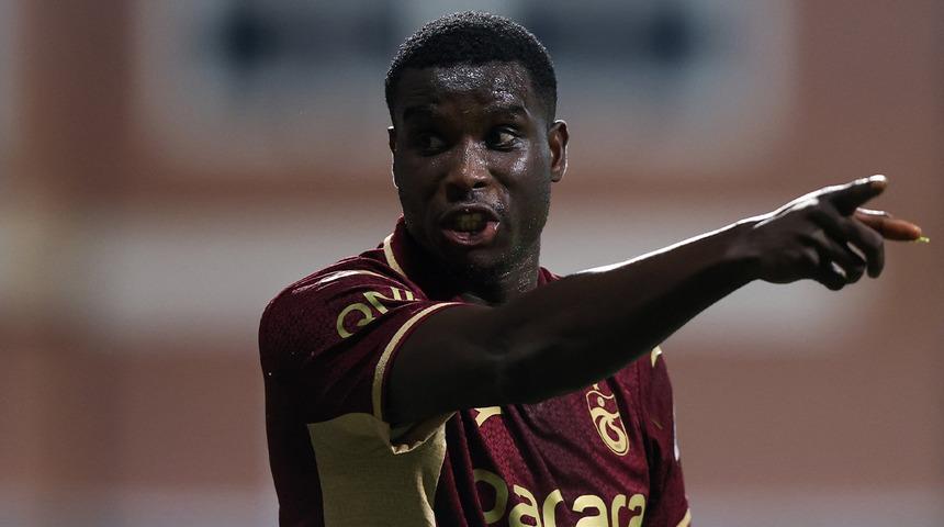 Trabzonspor'da b&uuml;y&uuml;k forvet operasyonu! Onuachu gidiyor, yerine yeni golc&uuml; geliyor