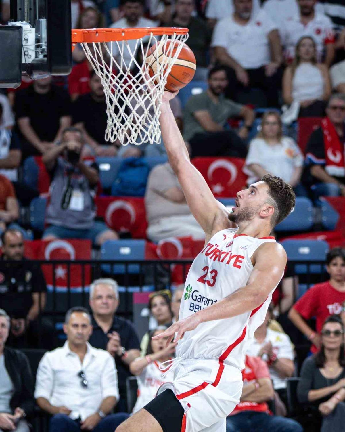 A Milli Erkek Basketbol Takımı, grubu yenilgisiz tamamladı 2