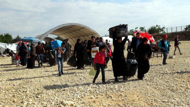 Suriyelilerin, ülkelerine gidişleri sürüyor