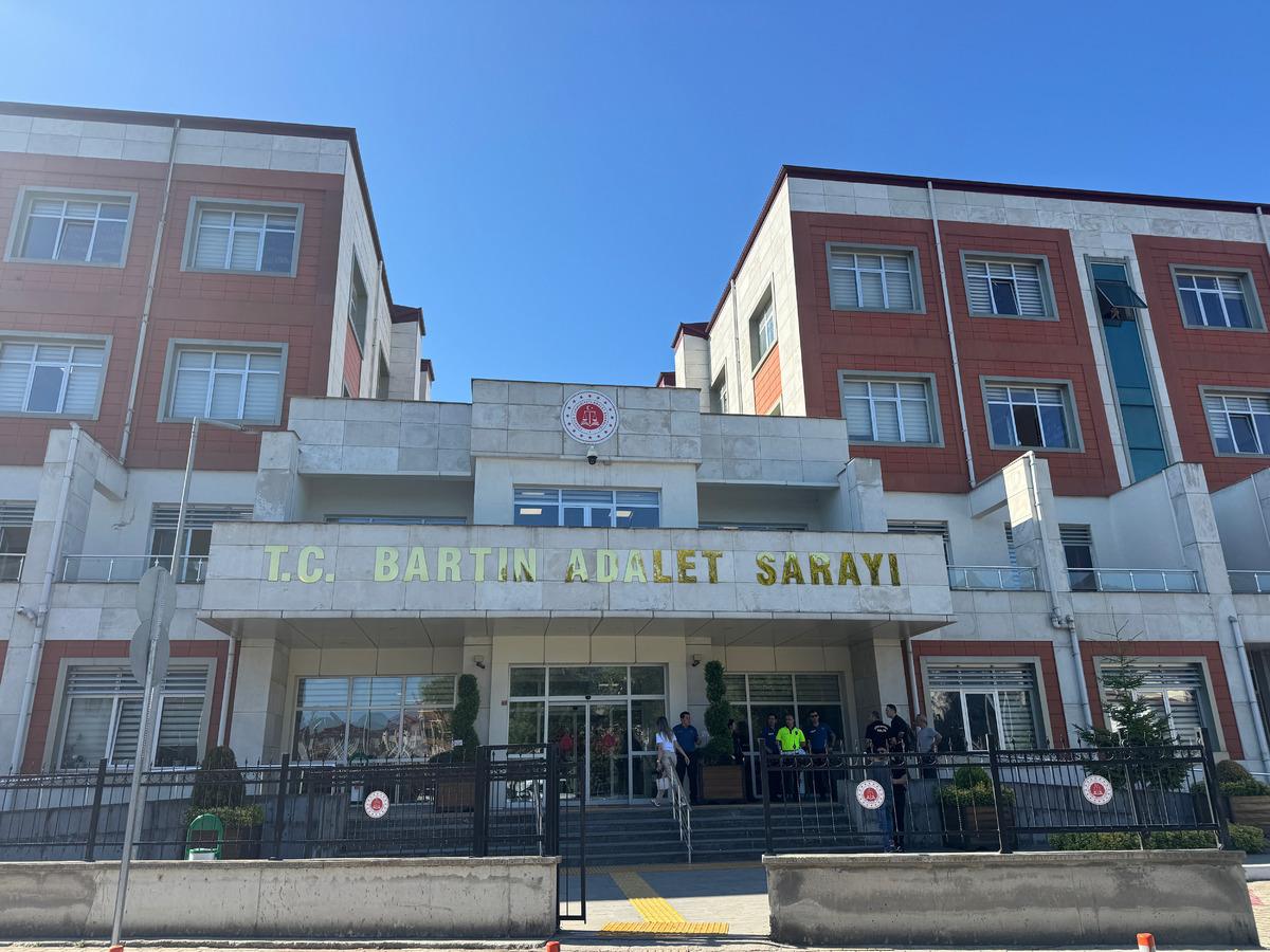 13 yaşındaki çocuğa toplu cinsel istismar skandalı! 9 kişi için karar çıktı 2
