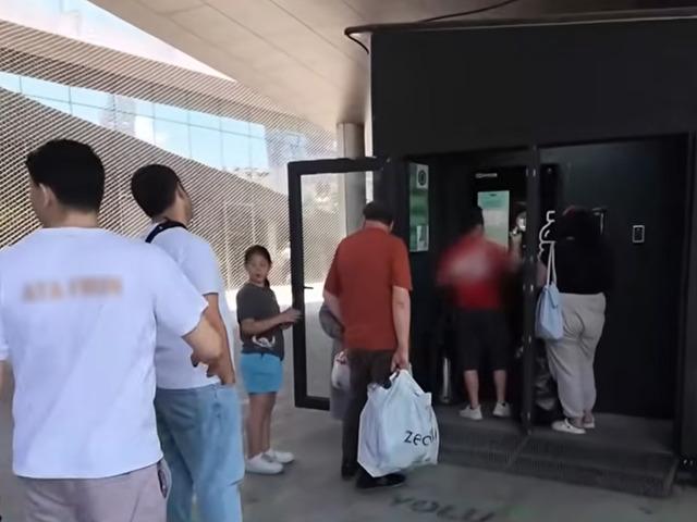 Vatandaş makinelere koştu 'Bayağı kazan&ccedil; sağladım'