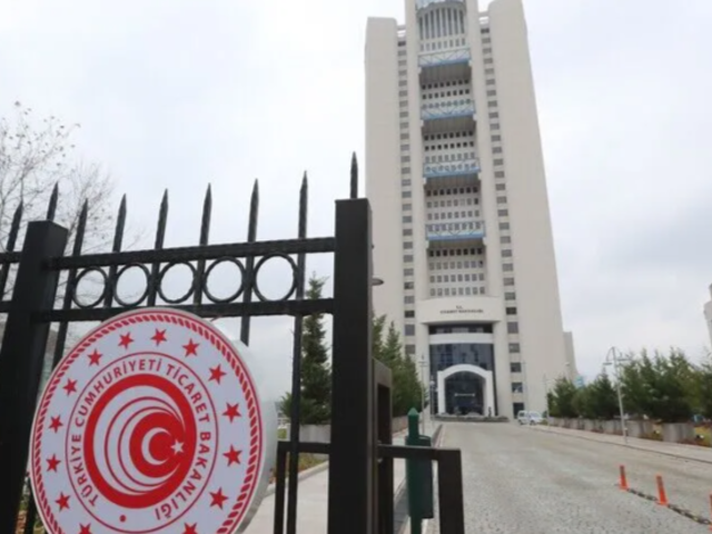 Ticaret Bakanlığı a&ccedil;ıkladı! Son 2,5 yılda 28,7 milyar liralık ceza