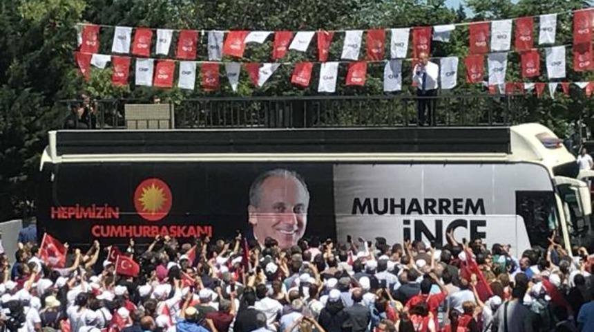 Muharrem İnce mitinginde tek tek herkesi aşağı indirdi