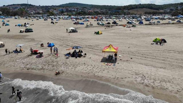 Kocaeli sahillerinde bir haftada 87 kişi boğulmaktan kurtarıldı 1