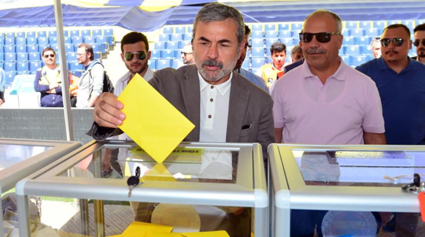 Aykut Kocaman Ülker Stadı'nda
