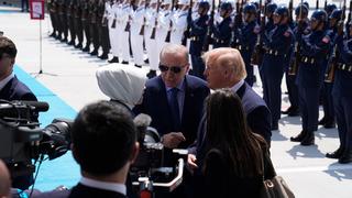 Tarihi kareler! Cumhurbaşkanı Erdoğan, Trump'ı böyle karşıladı