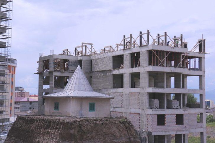 Kentsel dönüşüm alanındaki türbe tartışması  G2