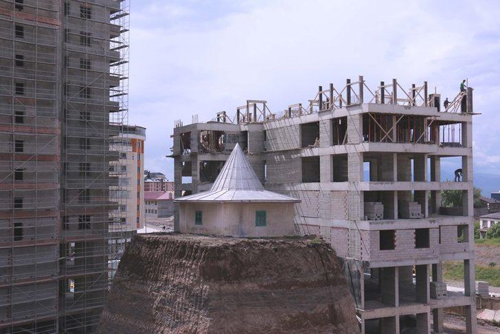 Kentsel dönüşüm alanındaki türbe tartışması  G3