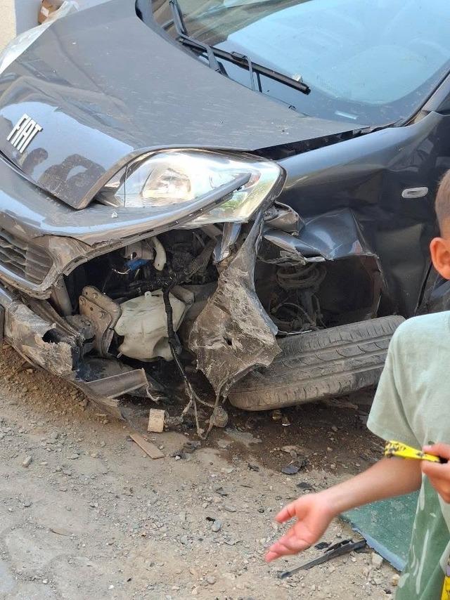 94 yaşındaki s&uuml;r&uuml;c&uuml; direksiyon hakimiyetini kaybetti: 1 yaralı 1