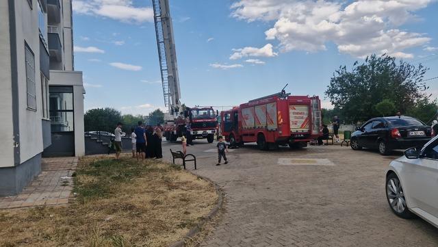 Diyarbakır da apartman yangını: 1 kişi dumandan etkilendi 1