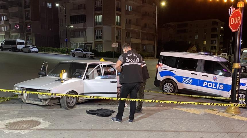 Sivas'ta kavga ettiği damadını tabancayla ateş ederek yaralayan kayınbaba g&ouml;zaltına alındı