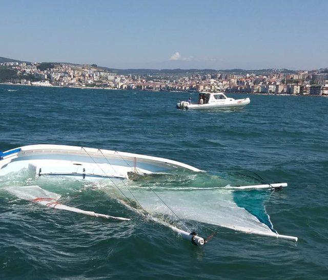 Tekneleri batan 2 kişiyi ekipler kurtardı