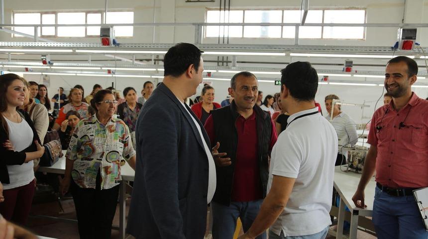 Tunceli'de tekstilde ilk ihracat gerçekleşti