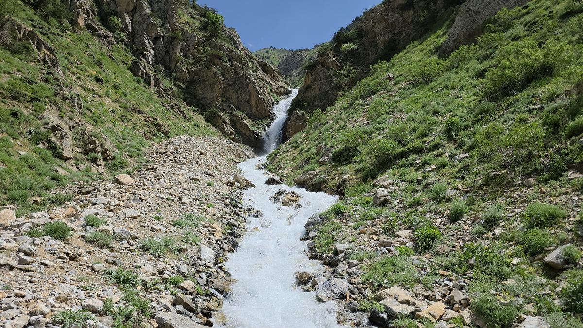 20 yıldır kurak araziydi şimdi gürül gürül akıyor! 1