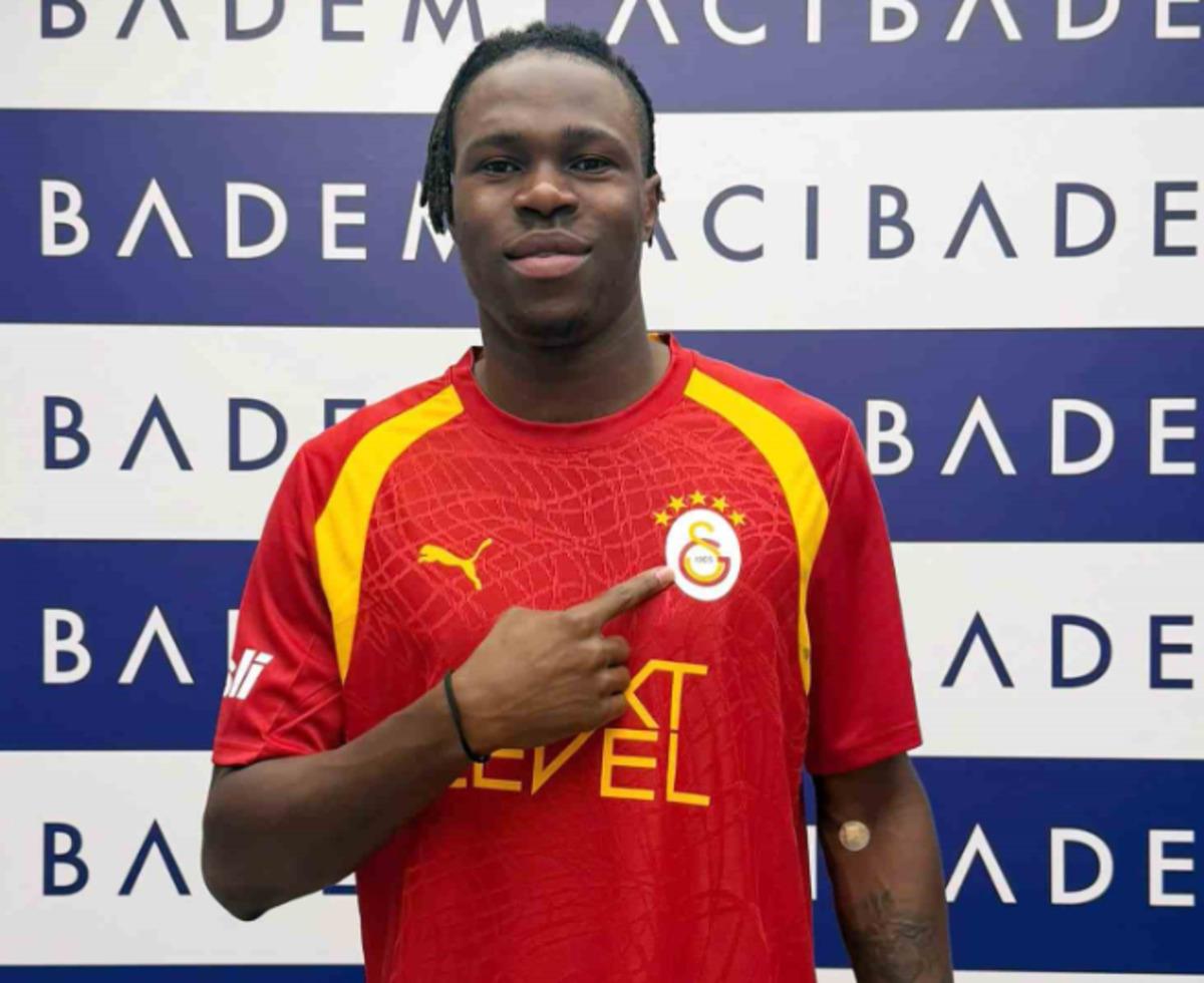Galatasaraylı futbolcular sağlık kontrolünden geçti 1