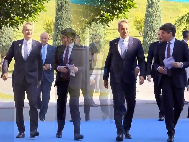 Mi&ccedil;otakis'ten 'Sahte Kabadayı' y&uuml;r&uuml;y&uuml;ş&uuml;!