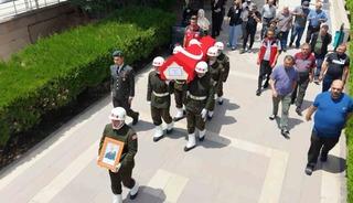 Kıbrıs Gazisi askeri t&ouml;renle son yolculuğuna uğurlandı