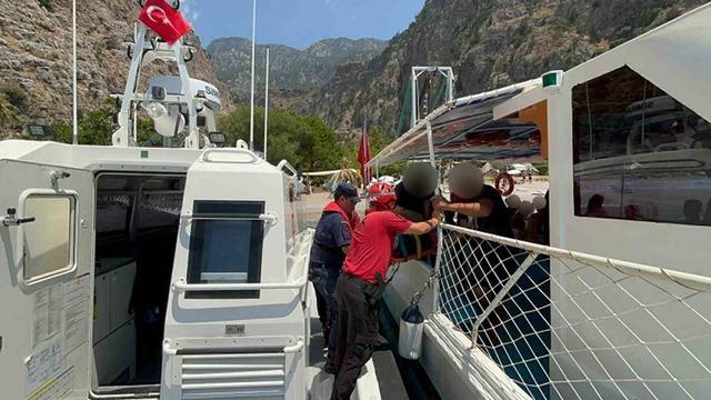 Kelebekler Vadisine düşen ve yaralanan paraşütçüye tıbbi tahliye gerçekleştirildi