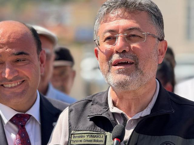 Bakan Yumaklı: "Bereketli toprakların potansiyelini daha da artıracağız"