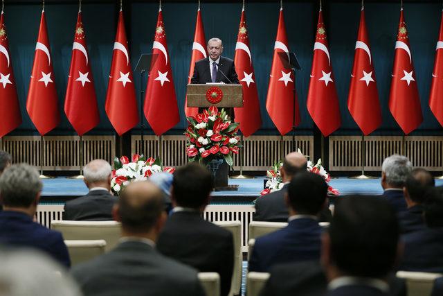 Erdoğan, Beştepe'de Belediye Başkan vekillerini kabul etti