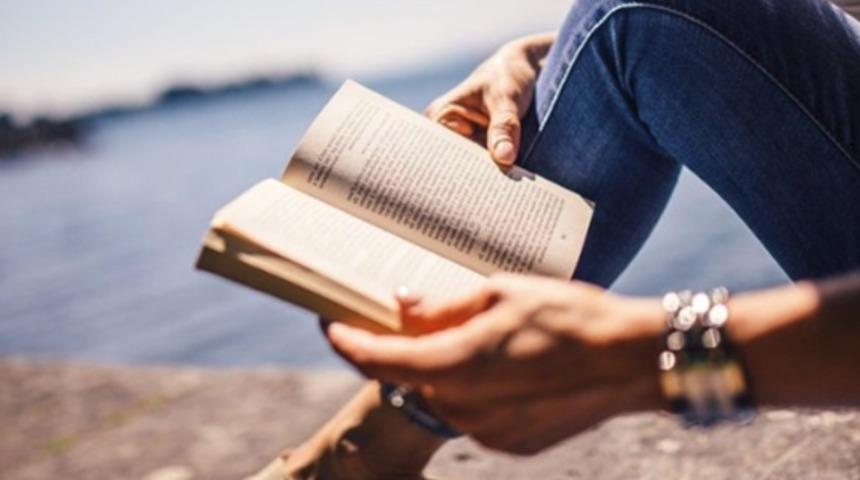 Okuduğu roman hayatını kararttı! Eşinin ihanetini kitaptan öğrendi