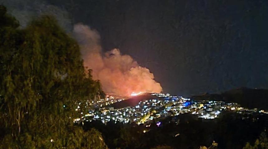 Bodrum&rsquo;da makilik alanda yangın: Ekipler harekete ge&ccedil;ti
