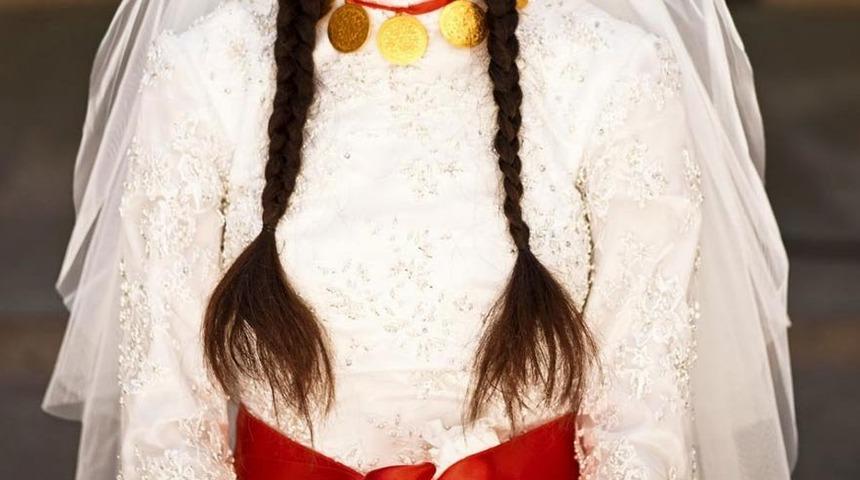 14 yaşındaki kızla birlikte yaşayıp hamile bırakan Suriyeli sanığa 19 yıl 9 ay hapis cezası