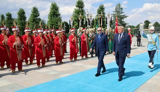 Yeni&ccedil;eriler, liderlerin dikkatini &ccedil;ekti! Erdoğan ne dediklerini a&ccedil;ıkladı