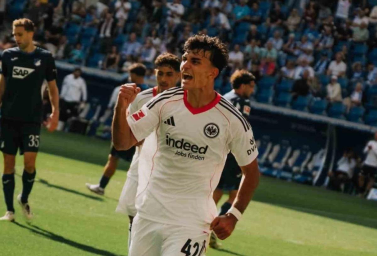 "Çocukluk hayalim dedi" Milan ve Napoli yi reddetti Galatasaray a imza atıyor 2