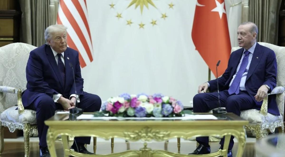Dünya mehteri yeniden hatırladı, Macron’un gözlükleri, Meloni ile Trump arasındaki soğuk rüzgarlar! İşte karşınızda NATO panorama 2