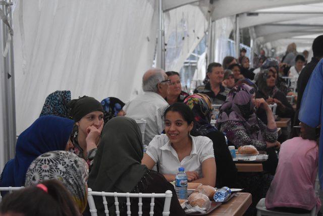 Türk Yahudi Toplumu, Selimiye Camii'nde iftar verdi