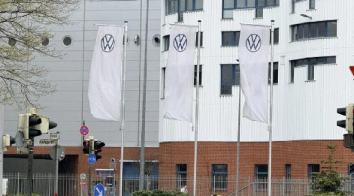 Otomotiv devinde kriz büyüyor: 100 bin kişi işten çıkarılabilir 1