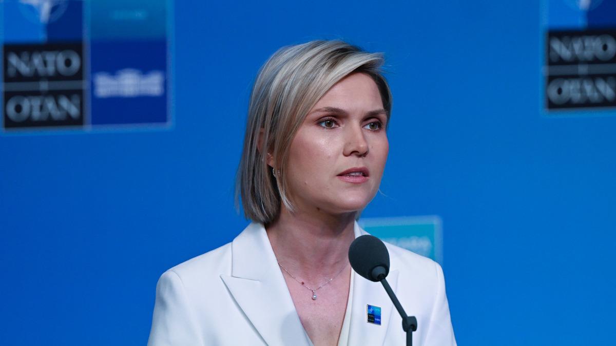 Herkes onu konuşuyor: NATO Zirvesi nin yıldızı oldu! Türkler, Frostadottir e yorum yağdırdı 2