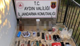 Hırsızlık yaparken su&ccedil;&uuml;st&uuml; yakalandılar