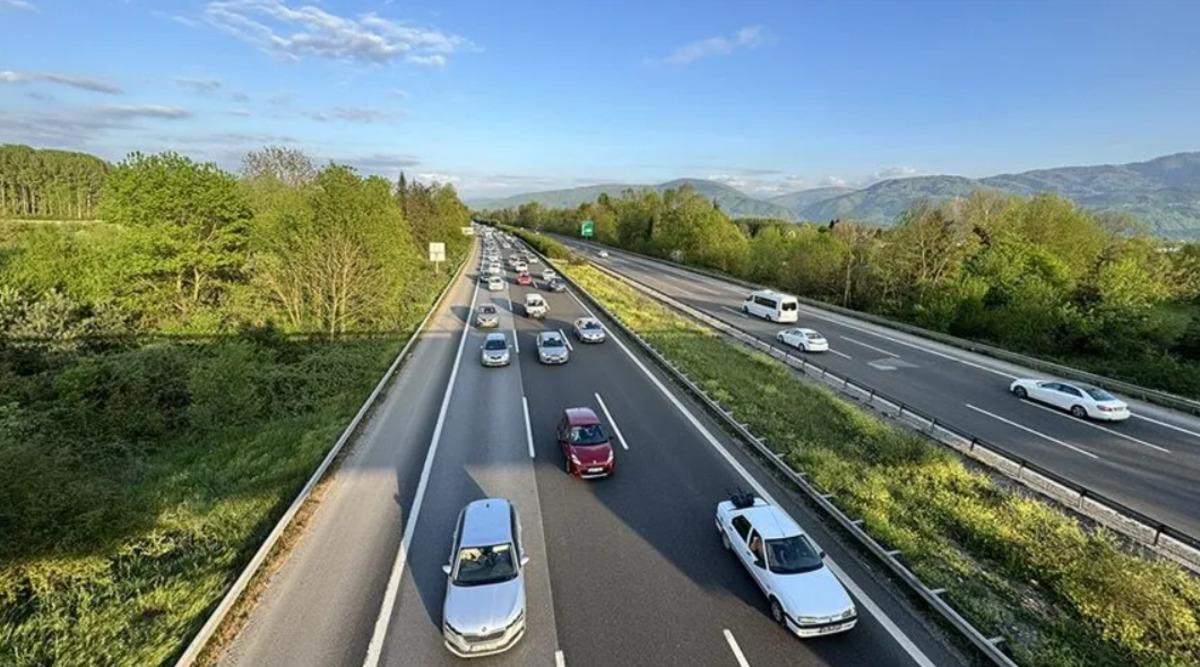 Trafikte bunu yapana hapis yolu gözüktü: Art arda selektör suç sayıldı 3